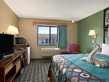 Super 8 By Wyndham Russellville Buitenkant foto